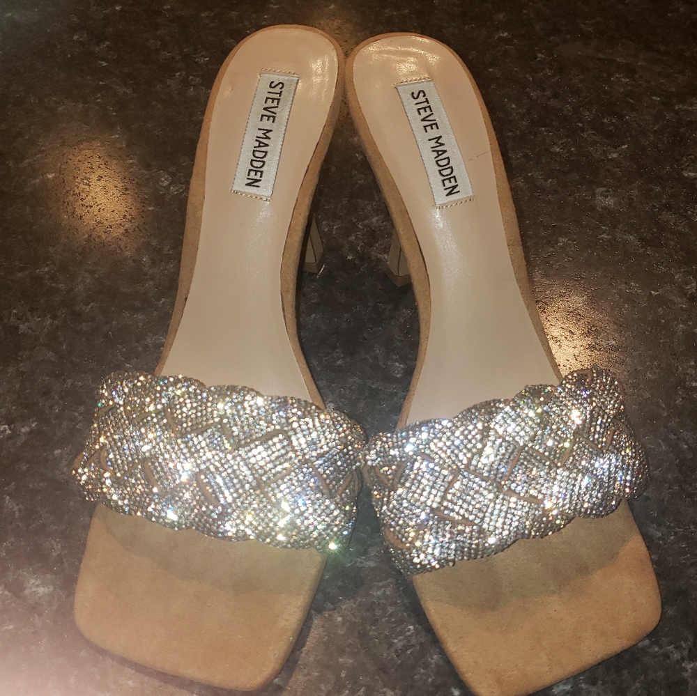 NWOT Sparkling Steve Madden Heels